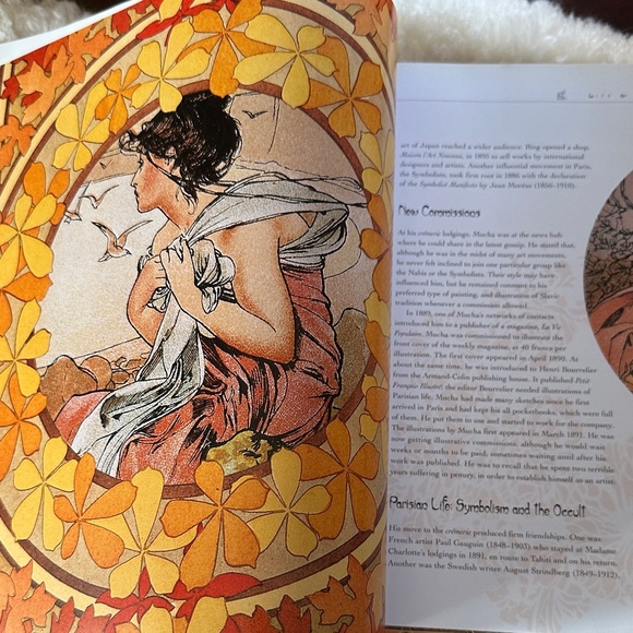 Alphonse Mucha Masterworks Book - Picture 10 of 11